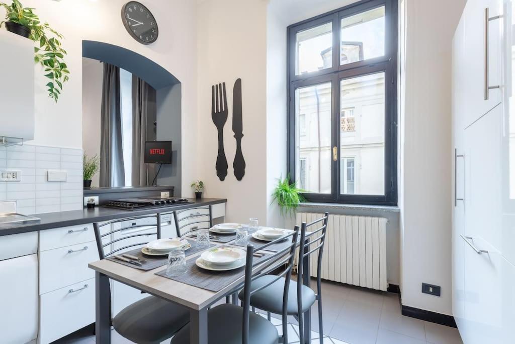 Historical Suite - Pieno Centro - Porta Nuova- Piazza Castello Turin Luaran gambar